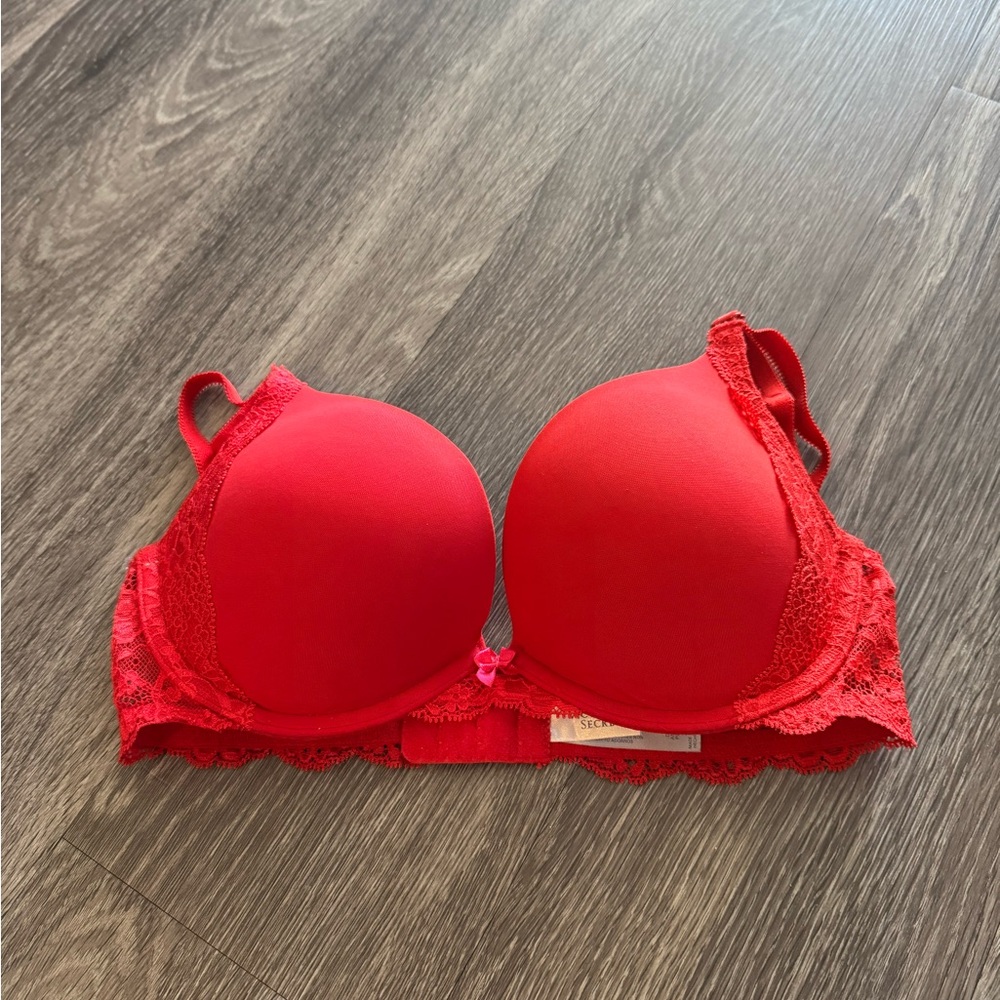 Victoria's Secret Red Push-up Bra